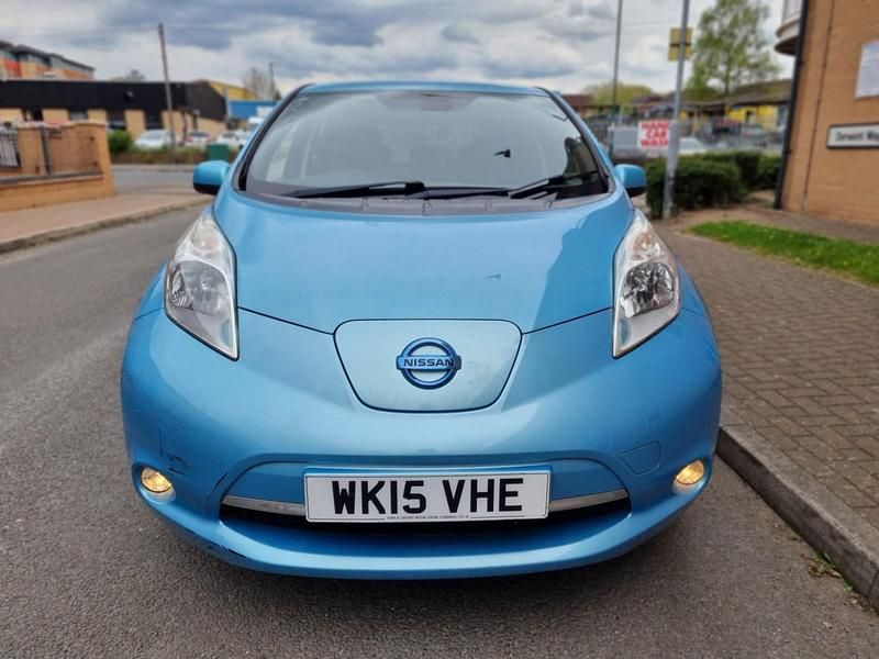 Gebraucht Nissan Leaf Acenta 80 kW (109 PS) 2015 Blau Kleinwagen