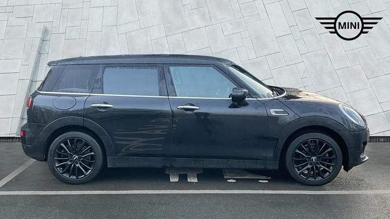 Used Mini Cooper Clubman Classic 134 HP (98 kW) 2024 Black Estate