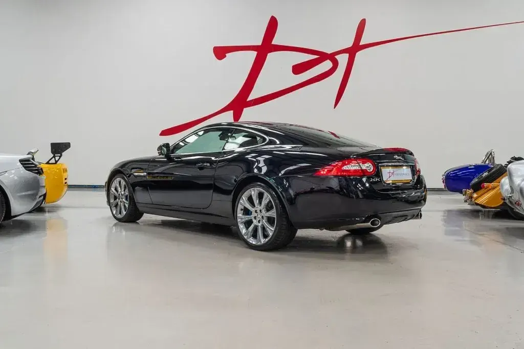Used Jaguar XK 385 HP (283 kW) 2012 Black Coupe
