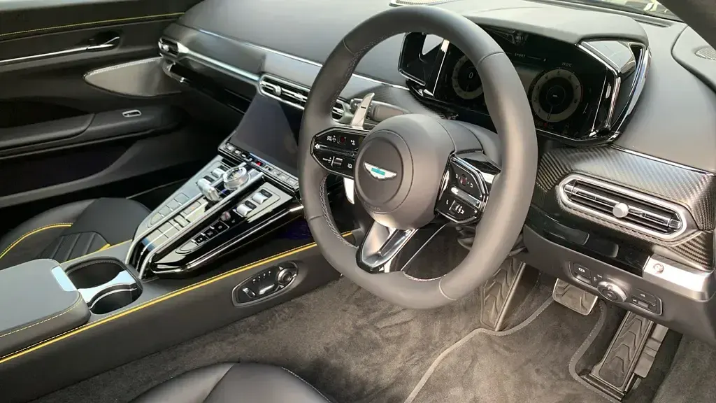 New Aston Martin Vantage 2026 Coupe