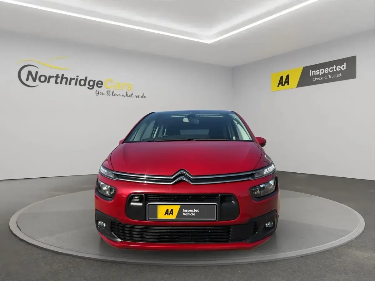 Used Citroën C4 PureTech 2018 Red MPV