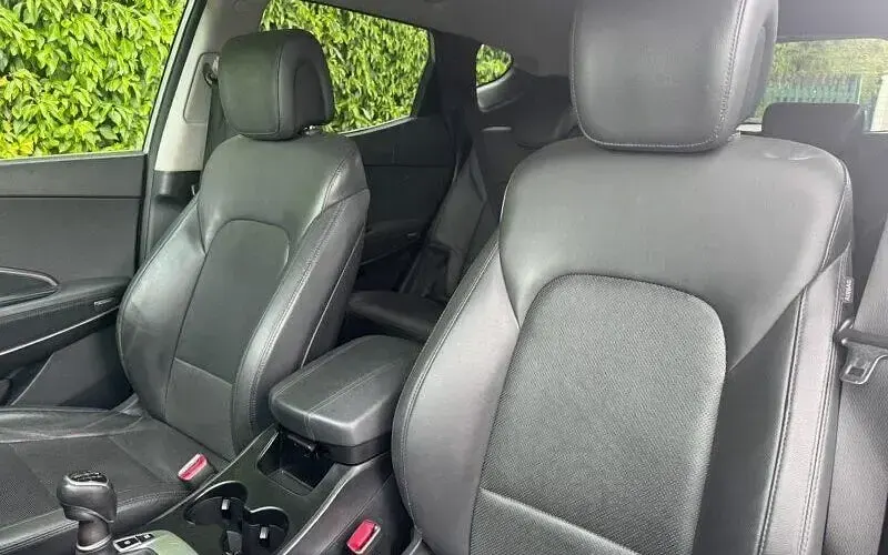 Used Hyundai Santa Fe Premium 200 HP (147 kW) 2018 Silver SUV