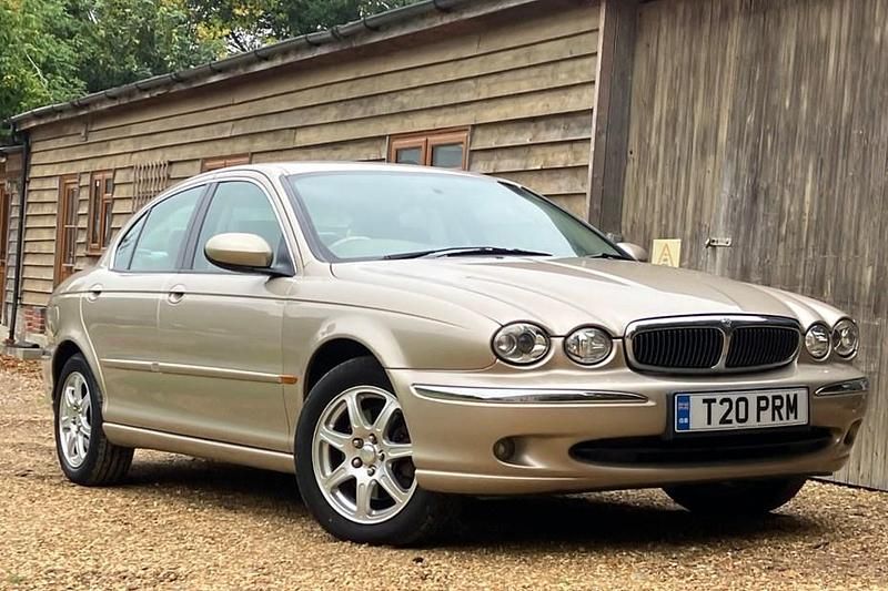 Silver Used 2003 Jaguar X-type SE Sedan | £2,990 (A bit pricey) - Image 1/1