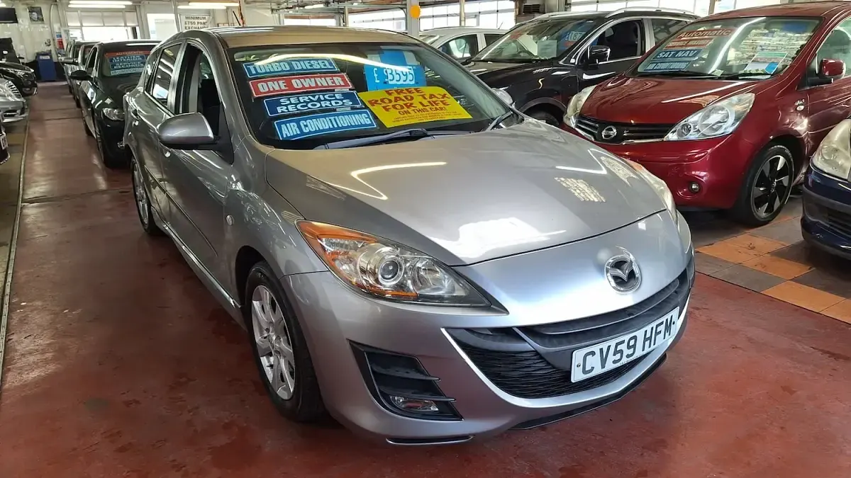 Used Mazda 3 107 HP (78 kW) 2009 Silver Hatchback