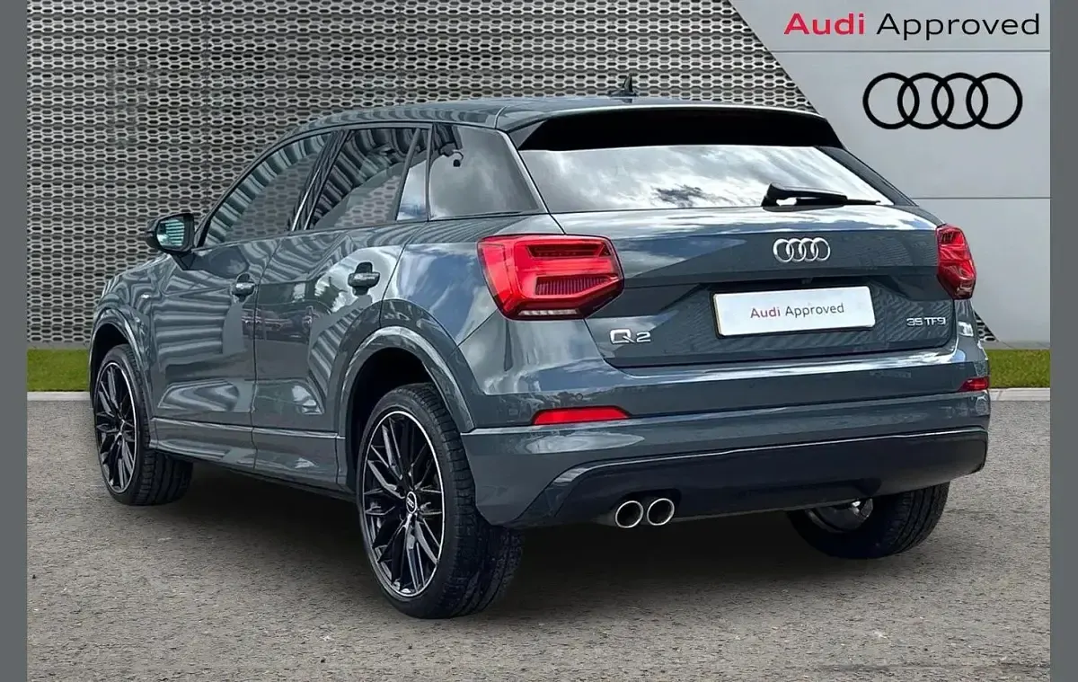 Used Audi Q2 Black Edition 147 HP (108 kW) 2021 Grey SUV