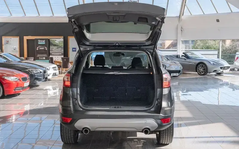 Used Ford Kuga Titanium 120 HP (88 kW) 2017 Grey SUV