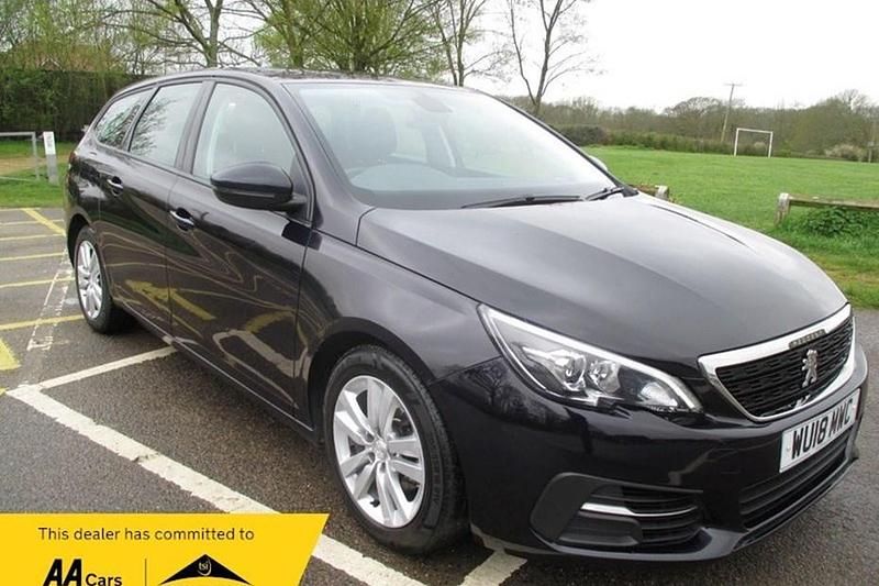 Used Peugeot 308 SW Active 120 HP (88 kW) 2018 Estate