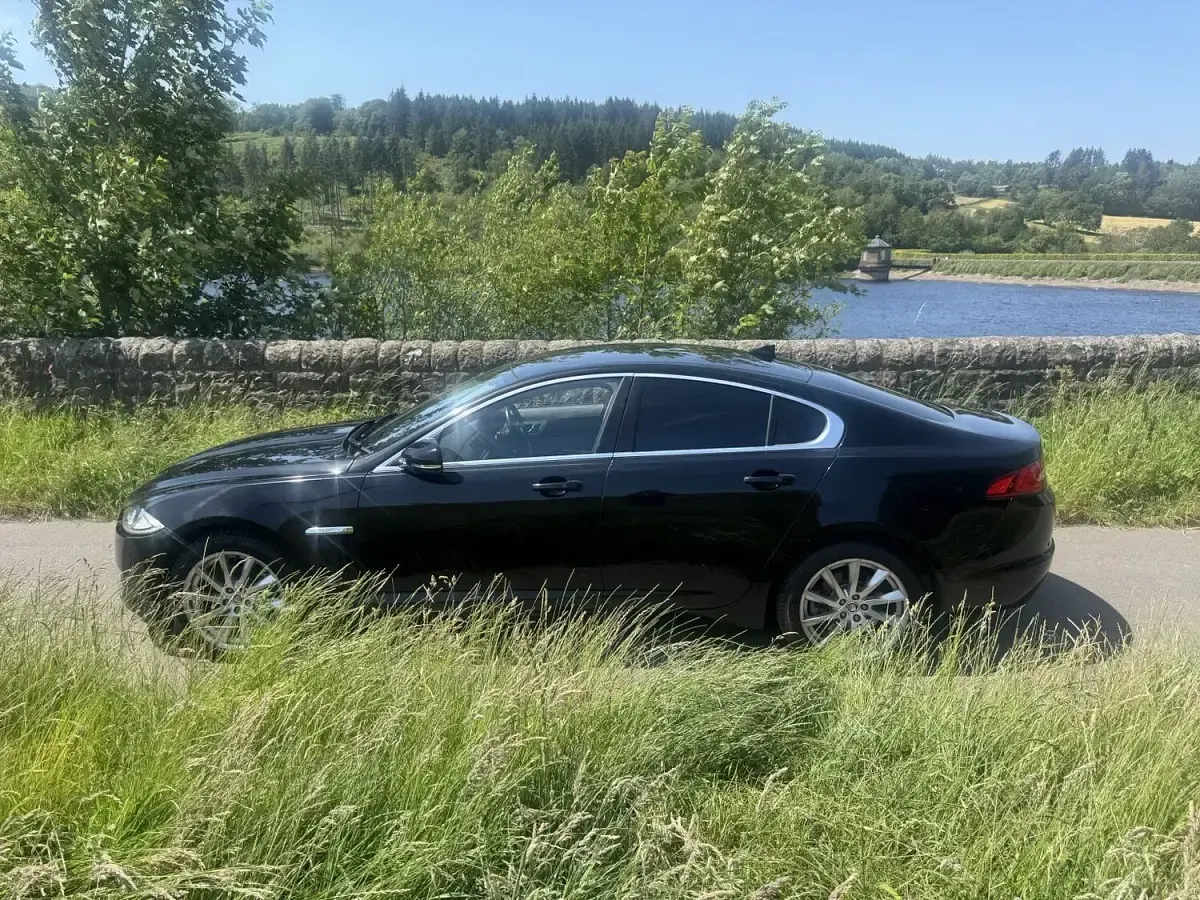 Used Jaguar XF Premium Luxury 200 HP (147 kW) 2012 Black Sedan
