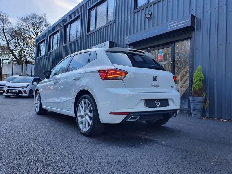 Used Seat Ibiza FR 95 HP (69 kW) 2022 White Hatchback