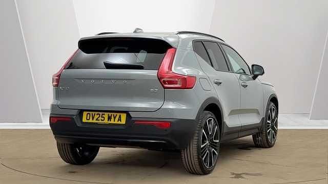 Used Volvo XC40 Ultra 163 HP (119 kW) 2025 SUV