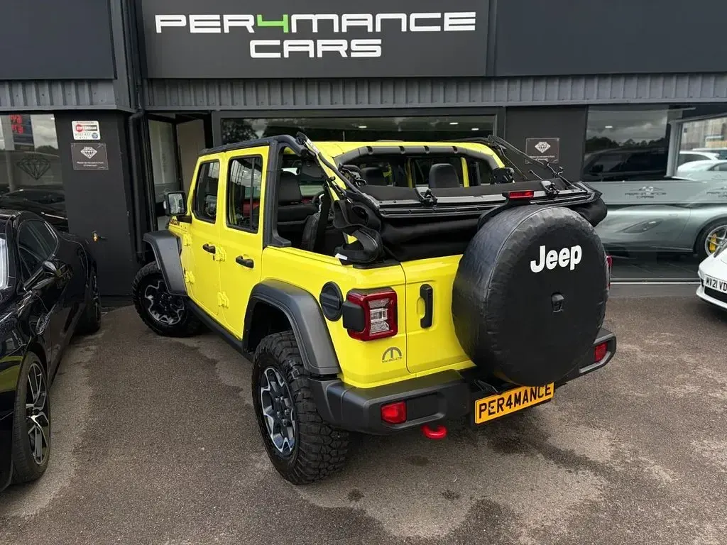 Used Jeep Wrangler Rubicon 272 HP (200 kW) 2023 Yellow SUV