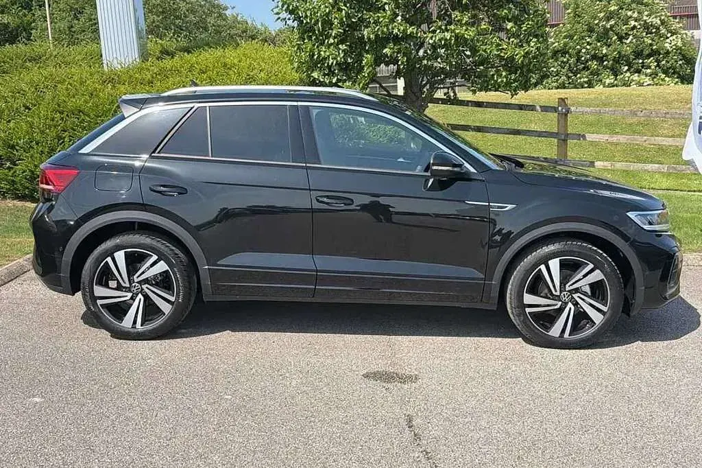 New VW T-Roc R-line 150 HP (110 kW) 2026 Black SUV