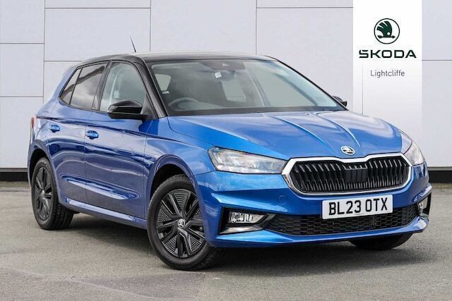 Race blue metallic black body / magic pearl effect roof Used 2023 Skoda Fabia Colour Edition Hatchback | £15,450 - Image 1/4