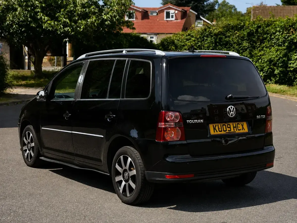 Used VW Touran Sportline 2009 Black MPV