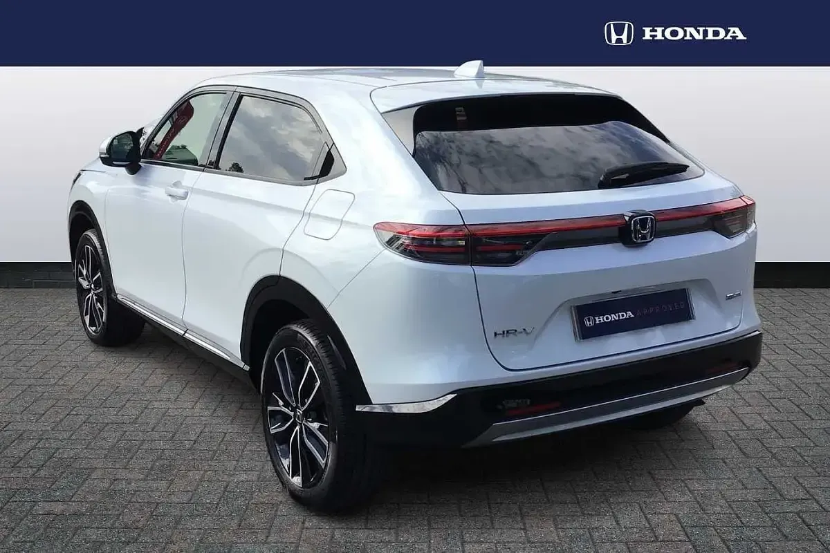 Used Honda HR-V Advance 131 HP (96 kW) 2025 White SUV