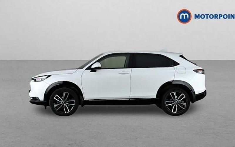 Used Honda HR-V Advance 131 HP (96 kW) 2023 White SUV