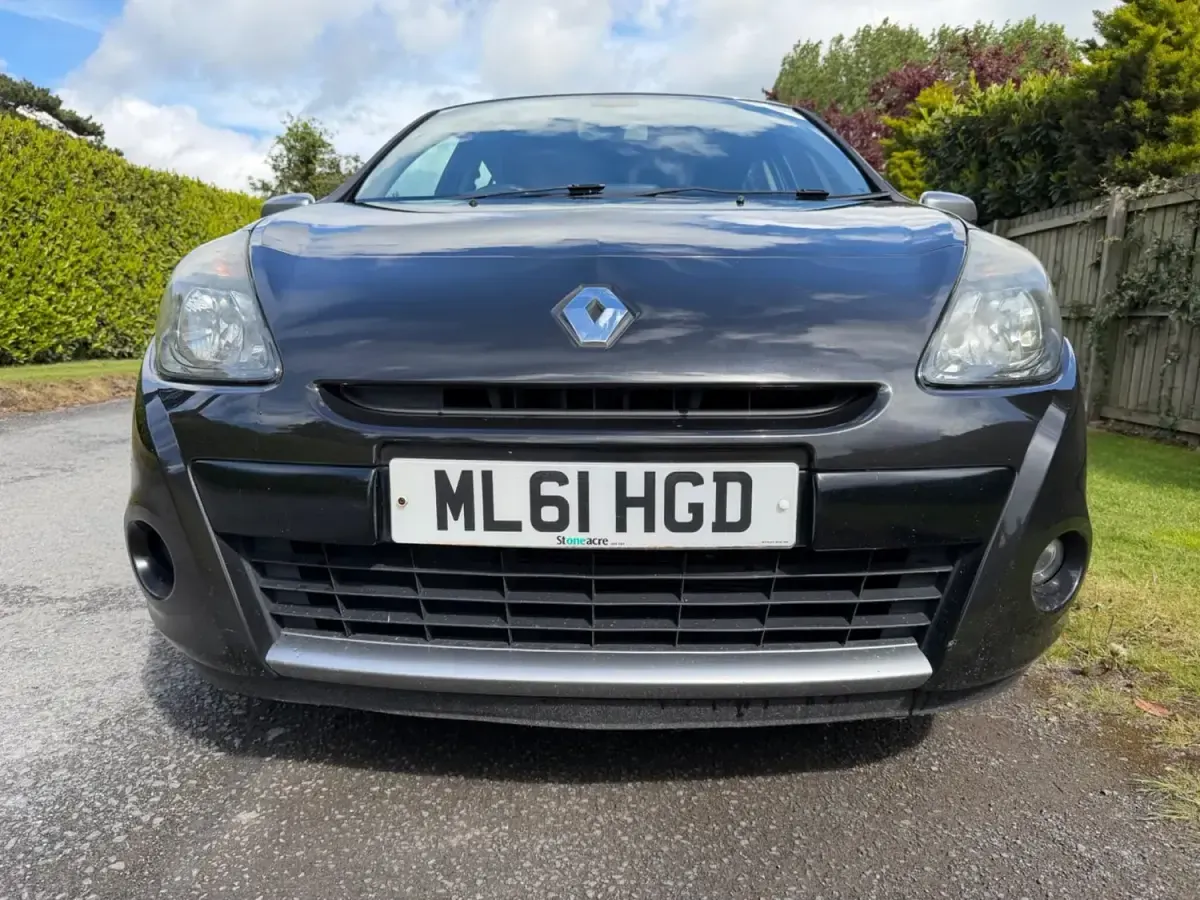Usado Renault Clio II Dynamique 2011 Negro Utilitario