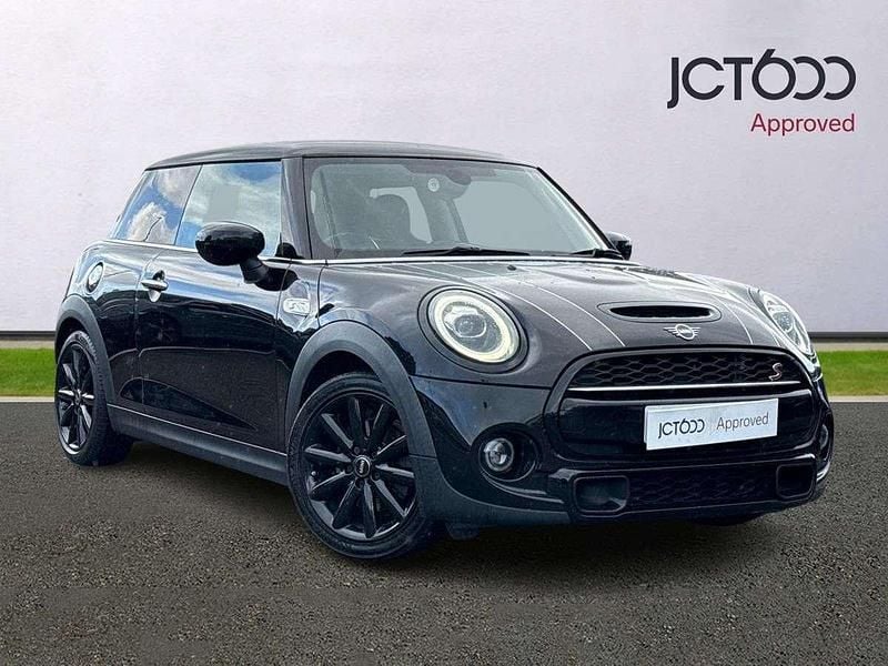 Black Used 2021 Mini Cooper S Classic Hatchback | £15,000 (Good price) - Image 1/4