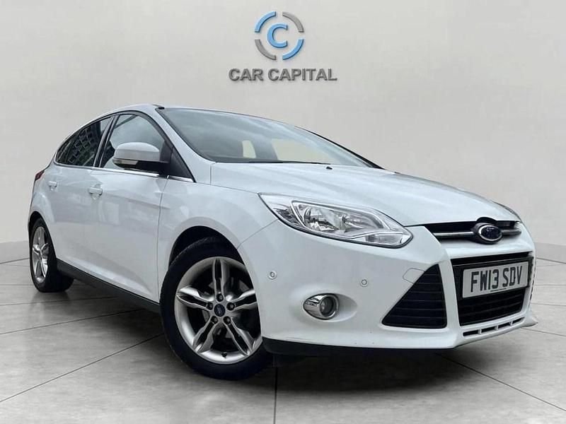 Used Ford Focus Titanium X 125 HP (91 kW) 2013 White Hatchback