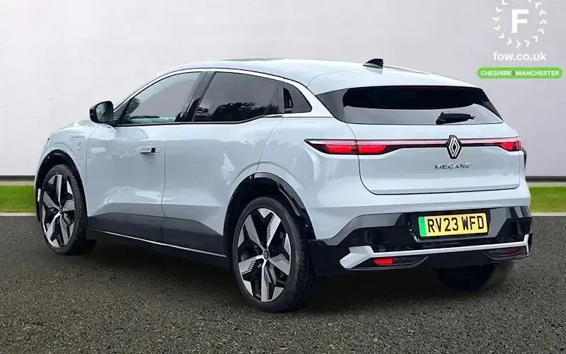 Używany Renault Megane E-Tech Techno 160 kW (218 KM) 2023 Szary Hatchback
