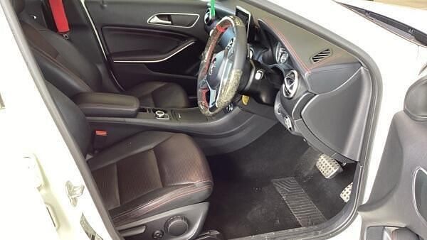 Used Mercedes A200 AMG 2013 White Hatchback