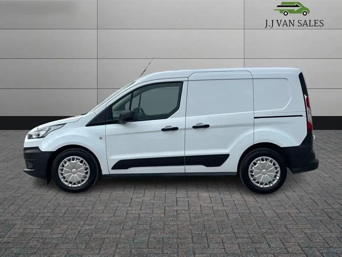 Begagnad Ford Transit Connect 75 HK (55 kW) 2021 Vit Minibuss