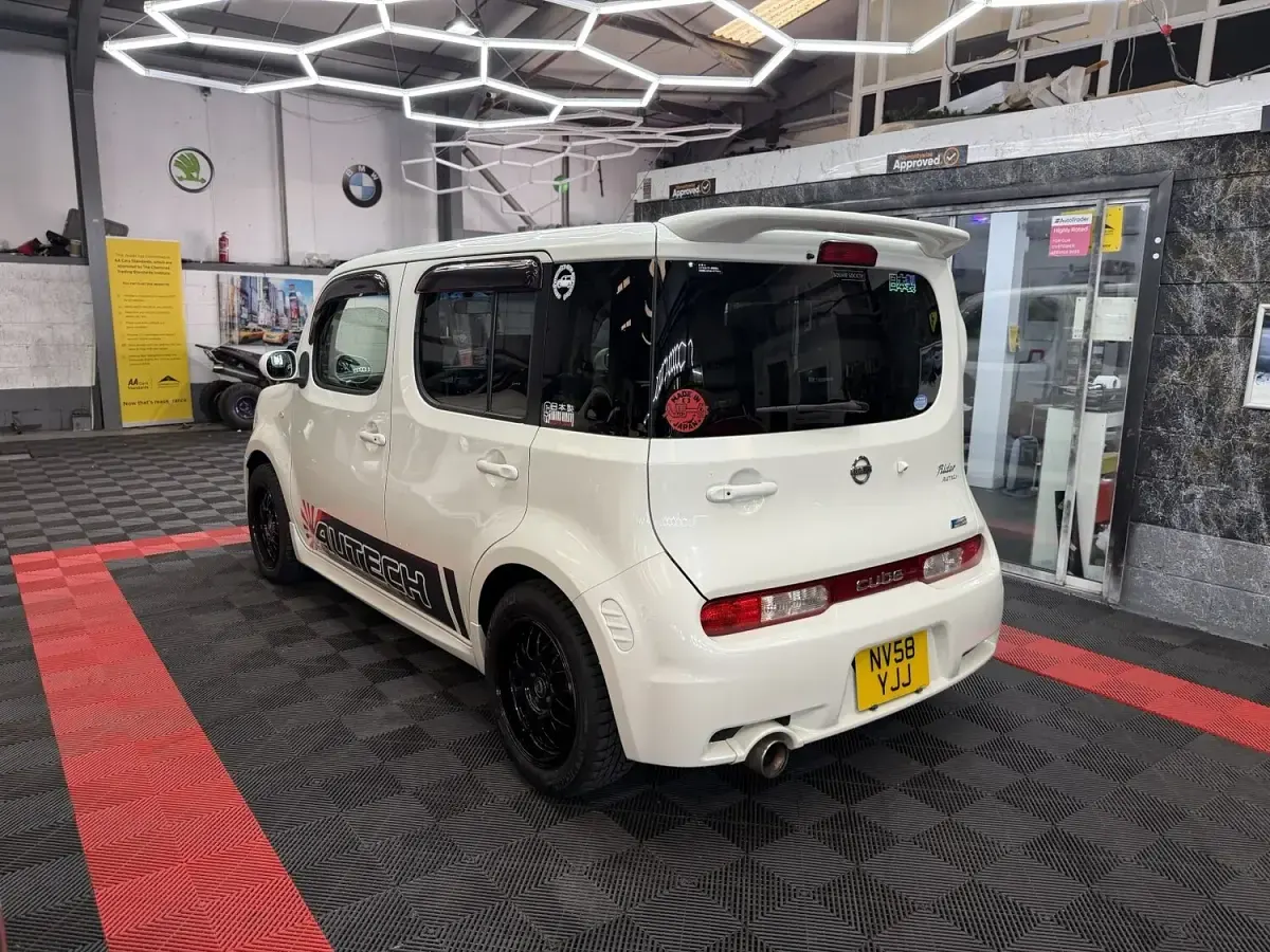 Used Nissan Cube 2019 White Estate