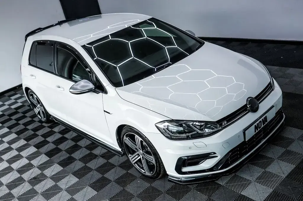 Used VW Golf VII R 300 HP (220 kW) 2019 White Hatchback