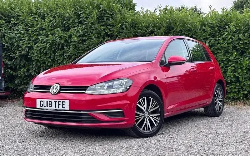 Used VW Golf VII SE 110 HP (80 kW) 2018 Hatchback