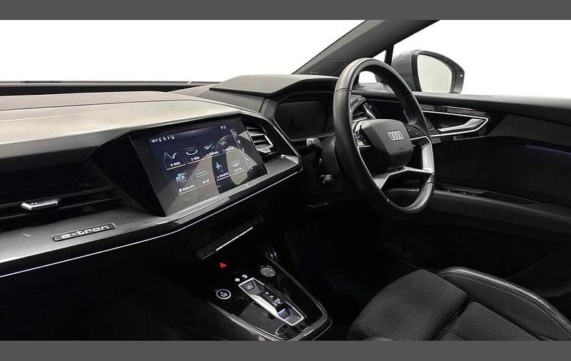 Used Audi Q4 e-tron S-Line 150 kW (204 HP) 2021 Grey SUV