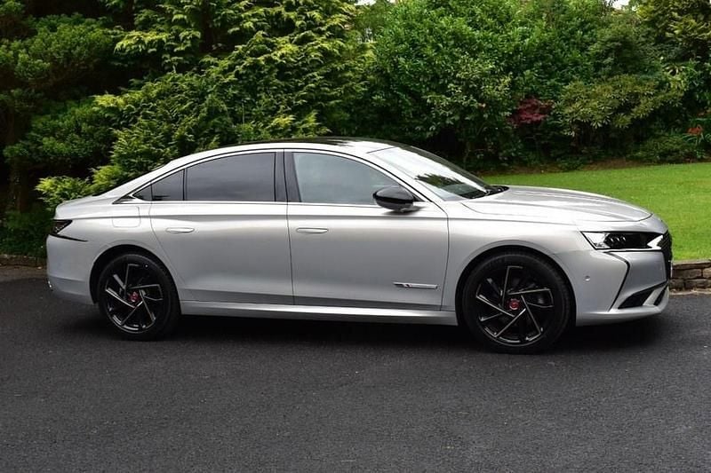 Used DS Automobiles DS9 Performance Line Plus 225 HP (165 kW) 2022 White Sedan