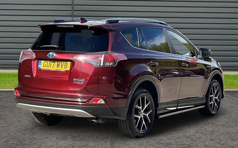 Used Toyota RAV4 197 HP (144 kW) 2016 SUV