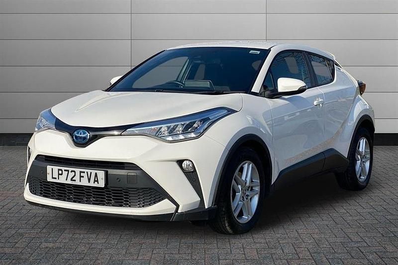 Used Toyota C-HR 122 HP (89 kW) 2023 White SUV