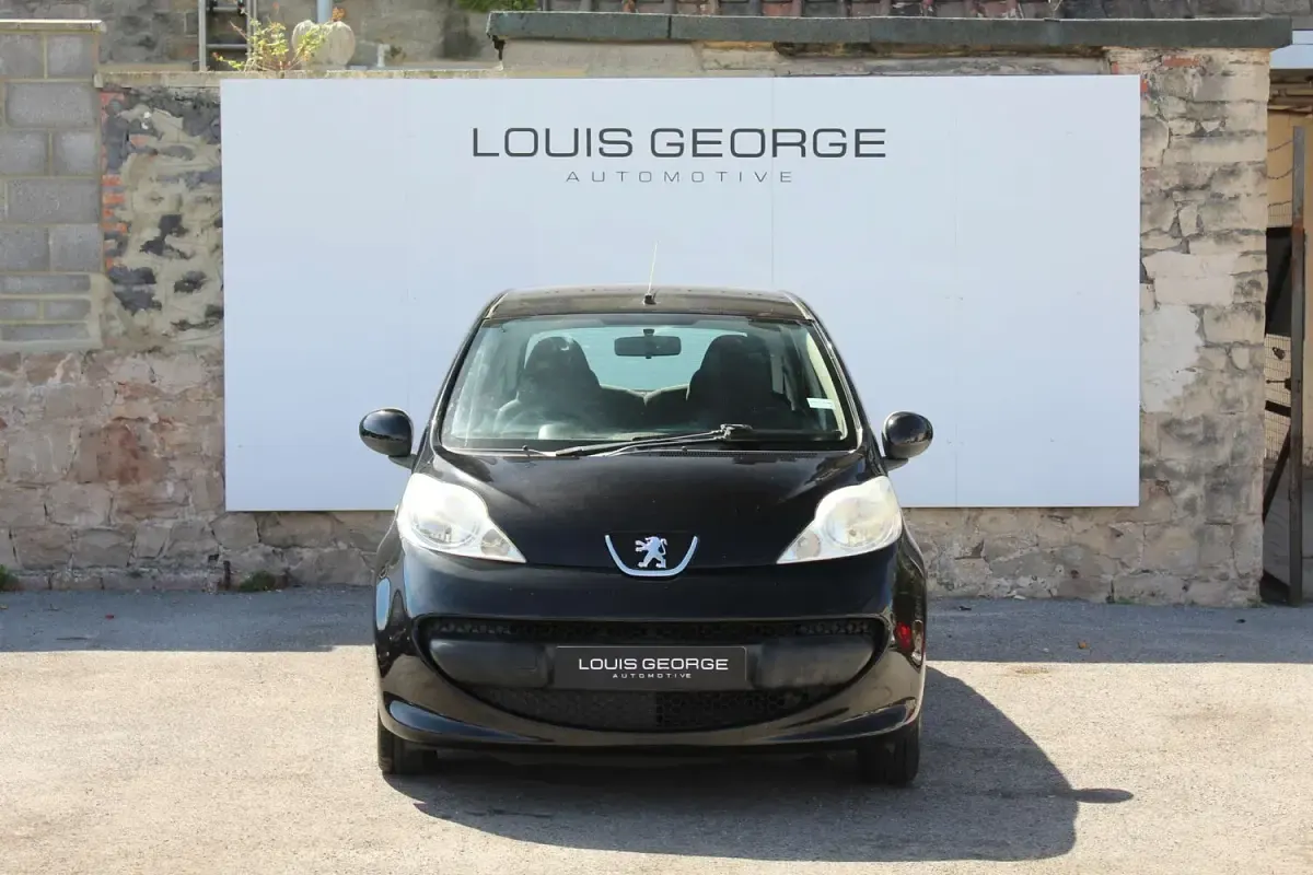 Used Peugeot 107 68 HP (50 kW) 2008 Black Hatchback