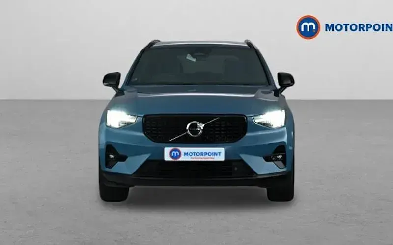 Used Volvo XC40 Plus 163 HP (119 kW) 2026 SUV
