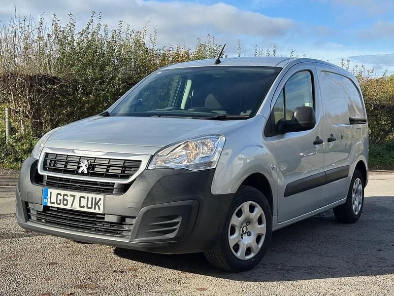 Silver Used 2017 Peugeot Partner Van | £5,295 (Fair price) - Image 1/4