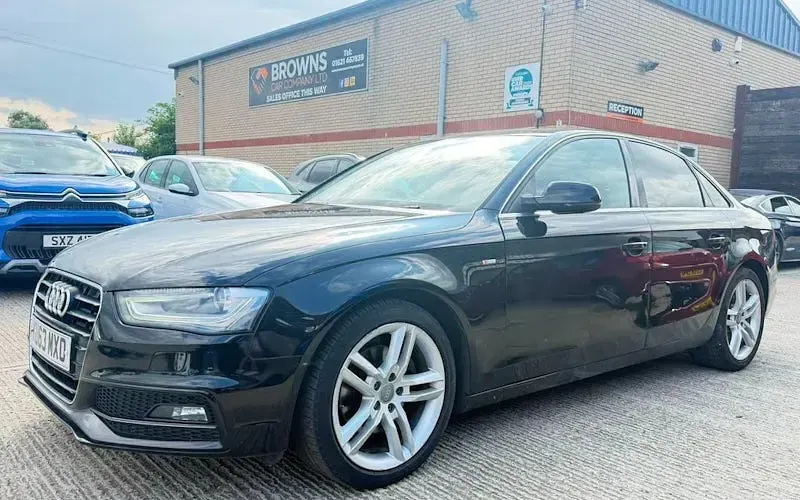 Used Audi A4 S-Line 150 HP (110 kW) 2015 Sedan