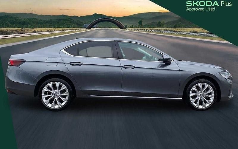 Used Skoda Superb SE L 150 HP (110 kW) 2025 Graphite grey metallic Hatchback