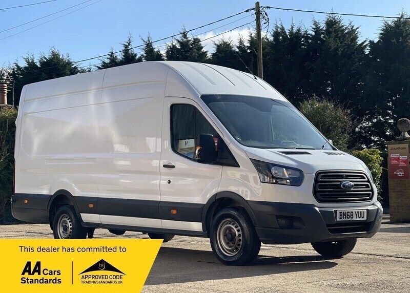 White Used 2018 Ford Transit Van | £9,390 (Fair price) - Image 1/2