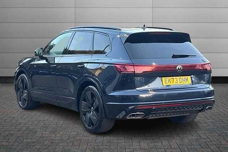 Used VW Touareg Black Edition 286 HP (210 kW) 2023 Meloe blue SUV