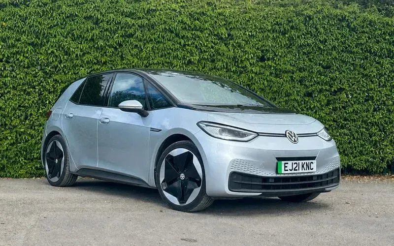 Usado VW ID.3 Pro Performance 150 kW (204 CV) 2021 Plateado Utilitario
