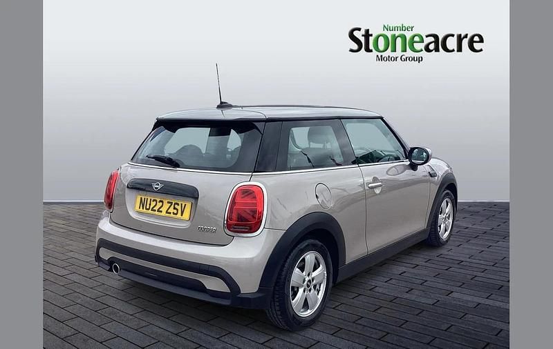Used Mini Cooper Classic 134 HP (98 kW) 2022 Grey Hatchback