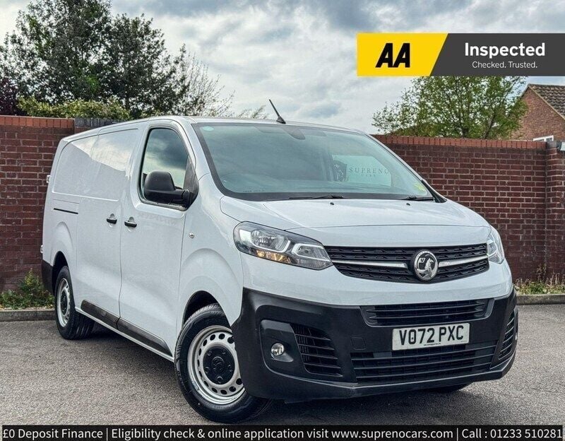 White Used 2022 Vauxhall Vivaro S Van | £11,249 (Super price) - Image 1/3
