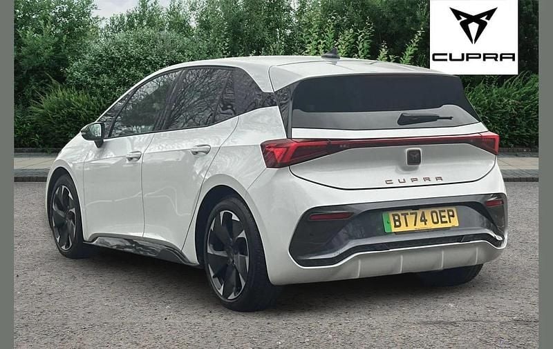 Used Cupra Born e-Boost 169 kW (231 HP) 2025 White Hatchback