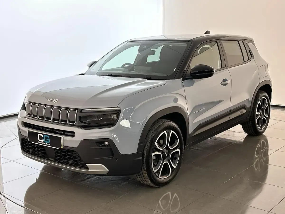Used Jeep Avenger Summit 100 HP (73 kW) 2025 Grey SUV