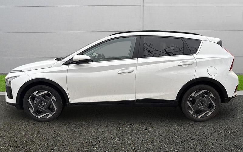 Used Hyundai Bayon Premium 101 HP (74 kW) 2025 White SUV
