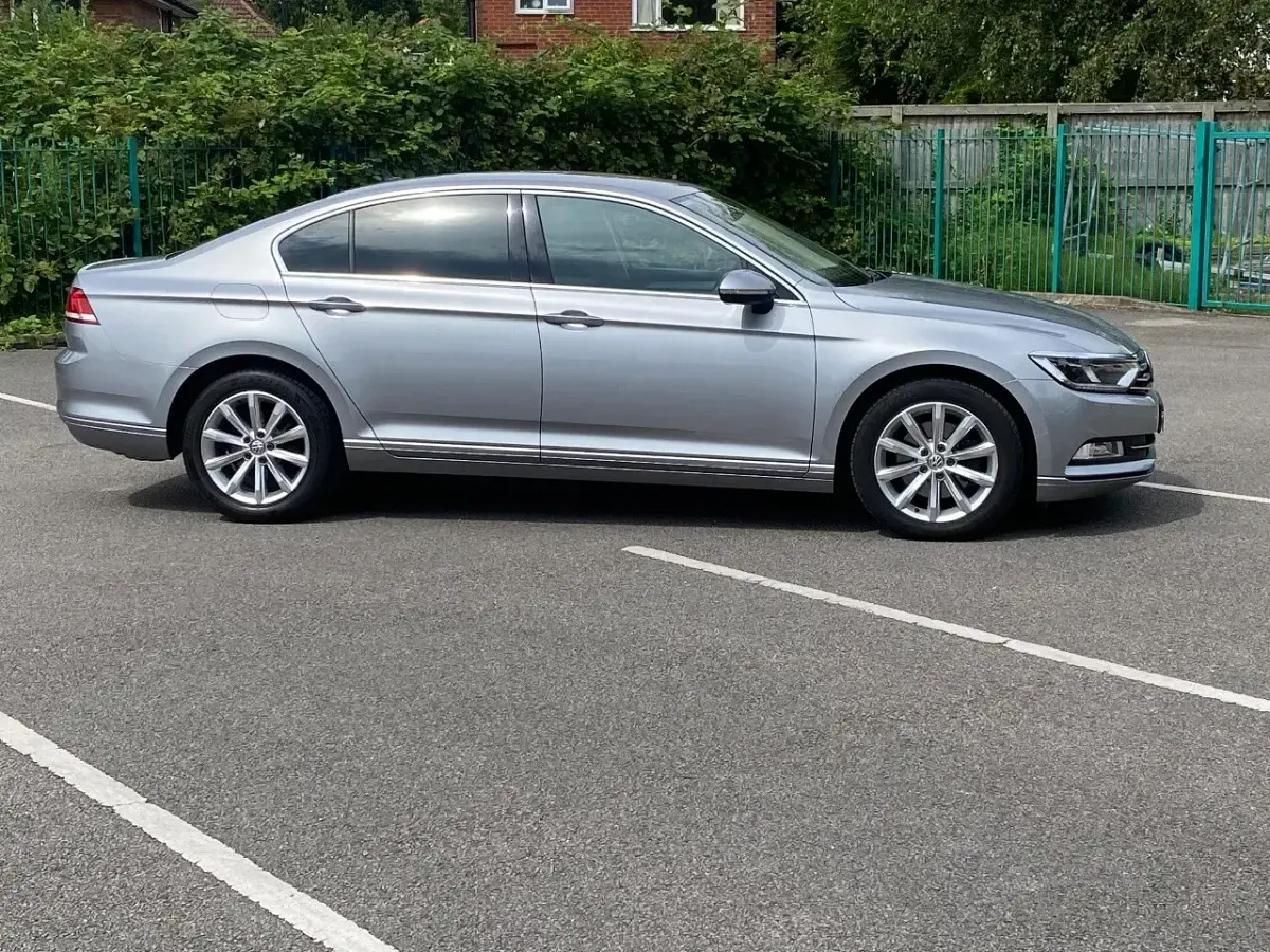 Used VW Passat Business 150 HP (110 kW) 2019 Silver Sedan