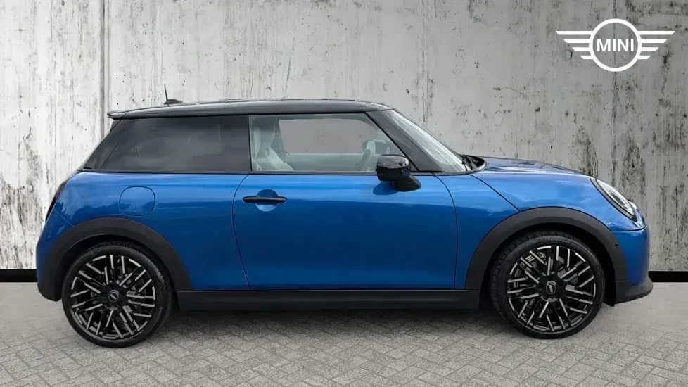 Usado Mini Cooper S Hatch 201 CV (147 kW) 2024 Azul Utilitario