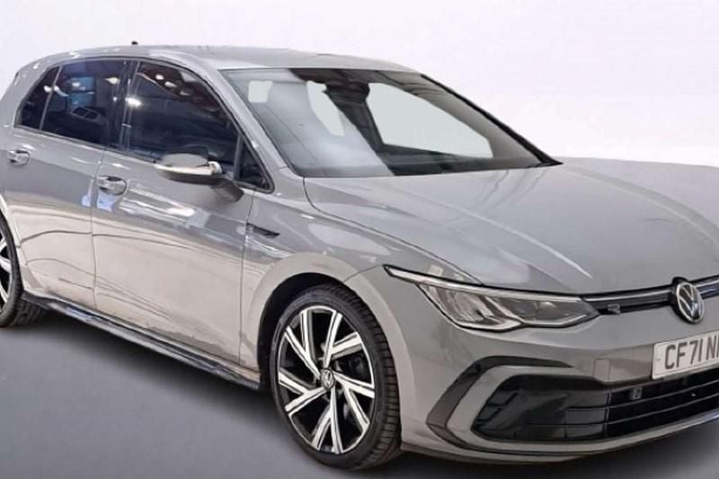 Used VW Golf VII R-line 150 HP (110 kW) 2021 Hatchback