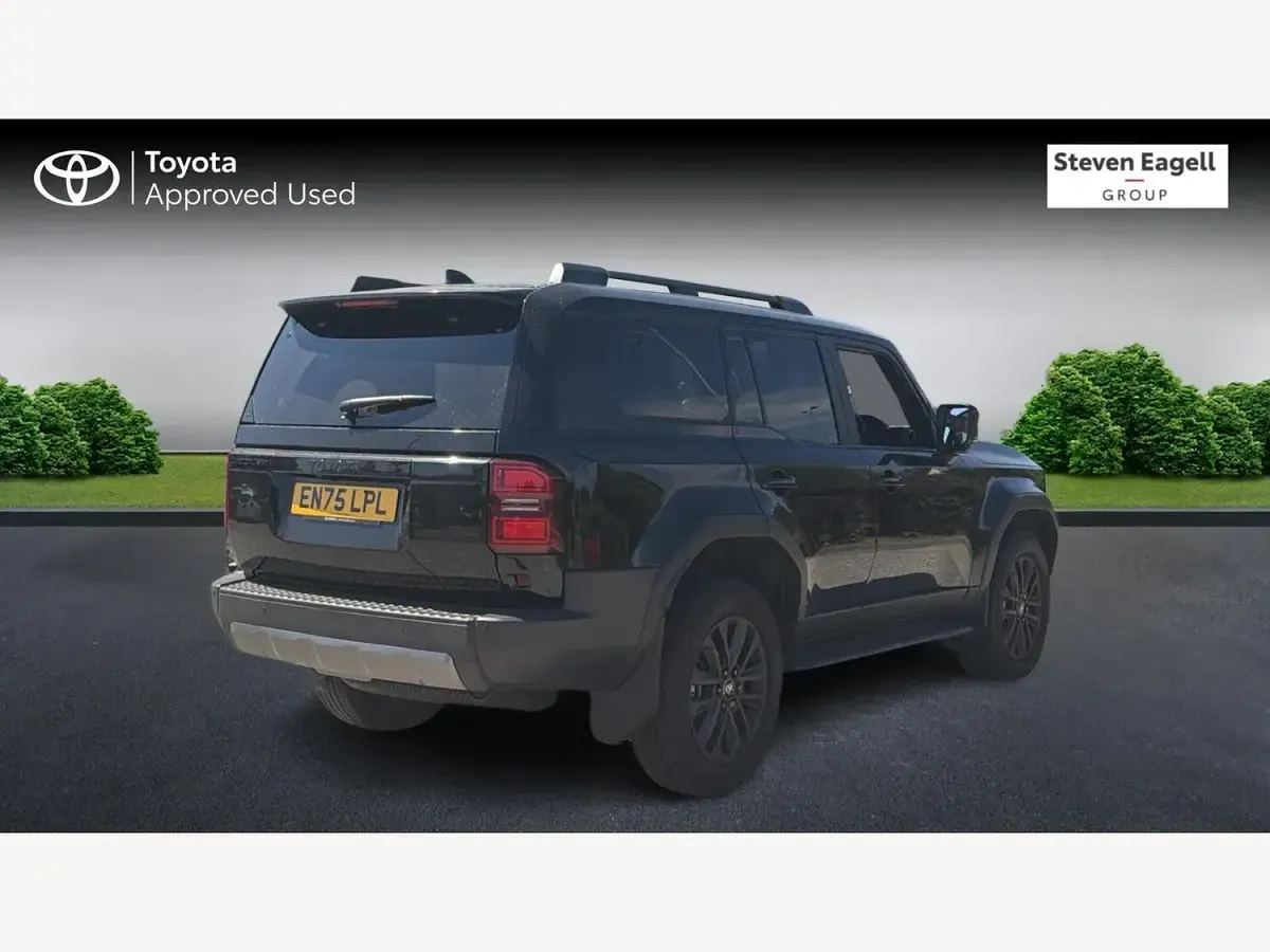 Used Toyota Land Cruiser 204 HP (150 kW) 2026 Black MPV